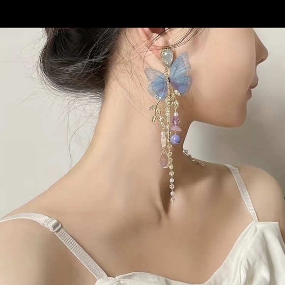 Fairy Core Long Faux Pearl Clear AB Crystal Butterfly Twig Design Dangle Earring - Picture 2 of 6